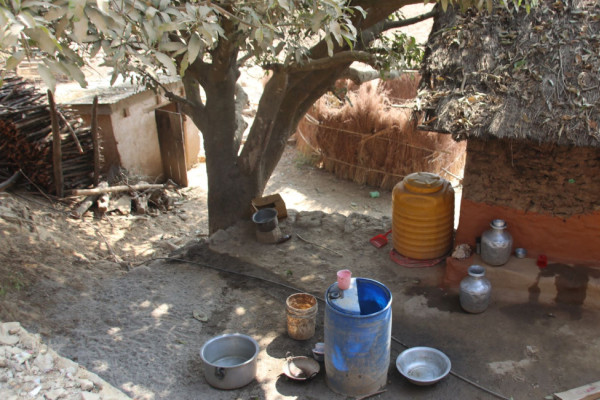 ‘खानेपानी समस्याले बिस्थापित हुँदै गाउँले’